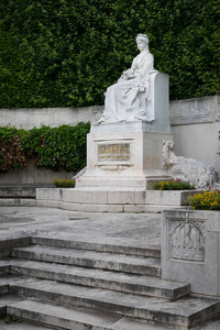 奥地利的伊丽莎白女皇纪念碑在 Volksgarten 维也纳 奥地利, 建造于1907年