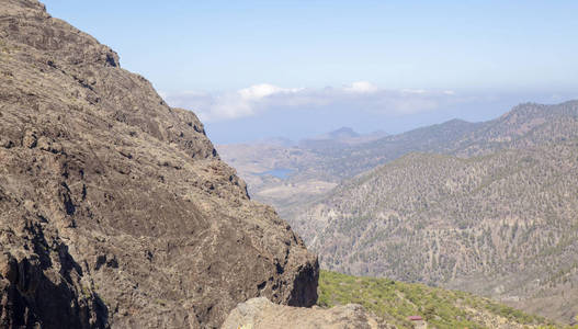 大加那利岛, 梅, 徒步旅行路线小烛树El Marrubio, 向下看沿山谷巴兰科 de la 索里亚