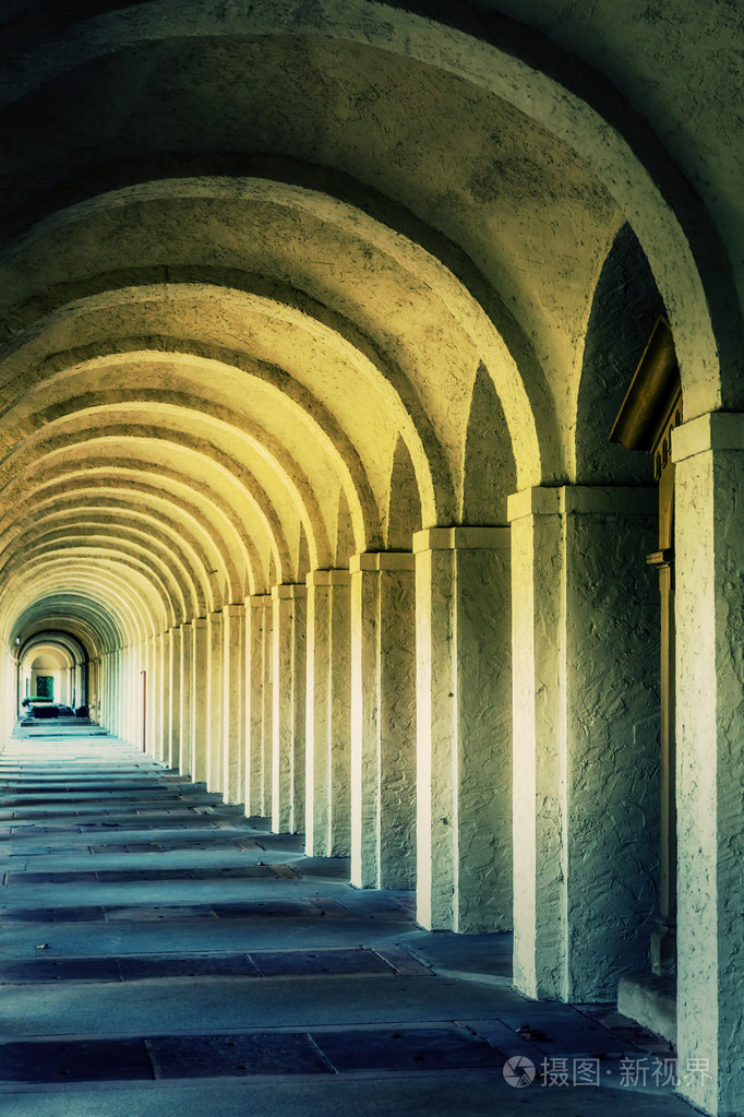 神秘的古代石走廊罗马