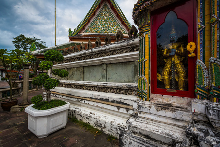 历史性的扫管笏卧佛寺佛教寺庙，在曼谷，泰国