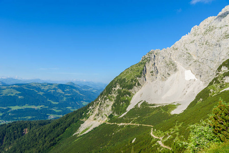 从 Gruttenhuette, 高山小屋在狂放的凯撒山, 去, 蒂罗尔, 奥地利徒步旅行在欧洲的阿尔卑斯