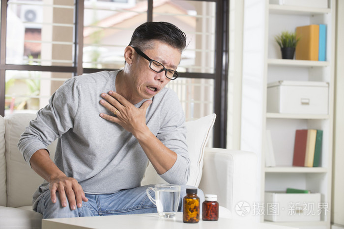 亚洲高级人在痛苦中
