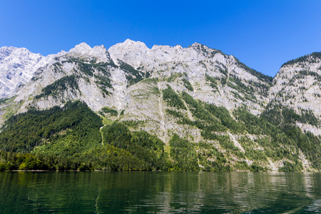 在夏天的湖 Konigsee