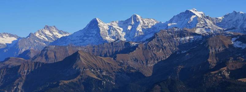 山 Finsteraarhorn 艾格尔峰 门和少女峰