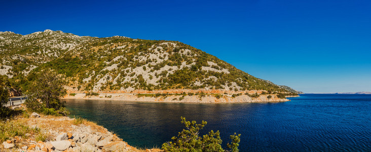 克罗地亚海岸亚得里亚海在夏天