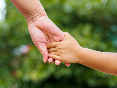 爱一个人要慷慨图片