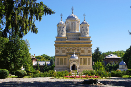 教会在罗马尼亚德，阿尔杰什 Curtea