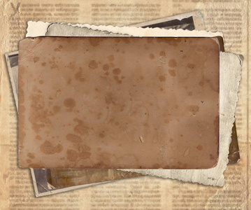 报纸照片旧报纸纹理背景的复古照片照片