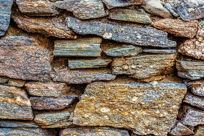 阿根廷无灰浆的页岩墙建造