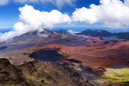 景观的哈雷阿卡拉火山口