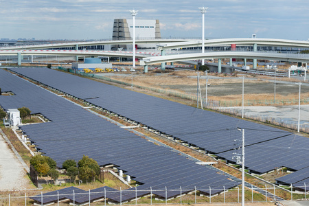 现代的太阳能电池板