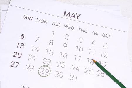概念图像的可能日历。日历提醒您一个重要的预约与笔