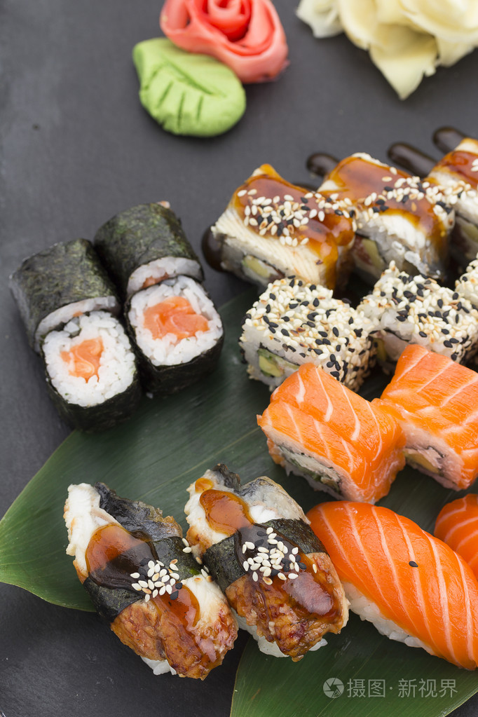 用新鲜的食材寿司照片-正版商用图片0poacg-摄图新视界