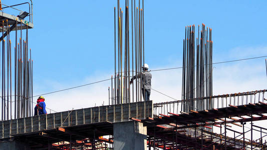 建筑工人施工图片-建筑工人施工素材-建筑工人施工插画-摄图新视界