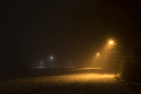 安静, 和平的户外图像与灯, 灯和道路照片