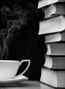 咖啡和书籍图片