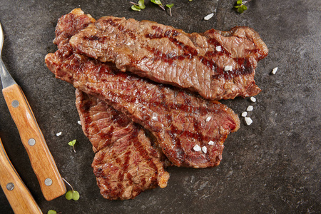 全肉的联美漫画图片