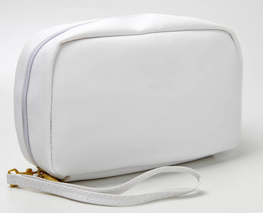 necessaire 袋, 用于在白色背景下隔离的杂项用途