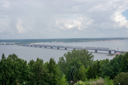 横跨伏尔加河的帝国大桥, 乌里扬诺夫斯克, 俄罗斯