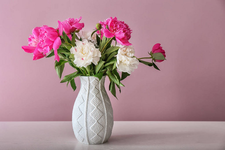 与花瓣花瓶图片