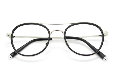 现代的时尚眼镜，白色背景，眼镜上