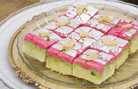 印度甜 Dryfruit Barfi 也知道作为腰果 Barfi, Mithai, barfee, Mawa Barfi, Ma