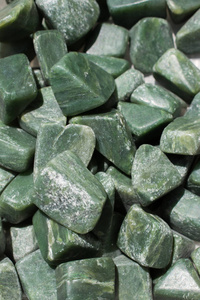 玉石宝石石为天然矿物岩石标本
