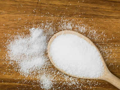 细盐木匙细盐照片