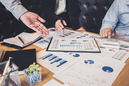 金融合伙人图片