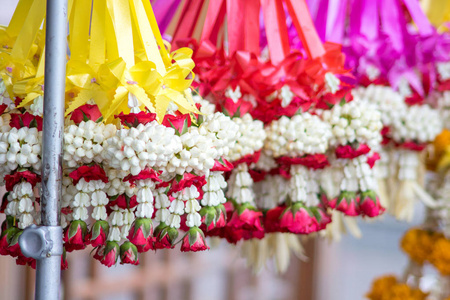 Phuang 梅莱或梅莱是一种泰式的花卉花环。他们经常被提供作为供应或保留为好运气