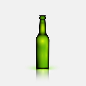 绿色的现实啤酒瓶