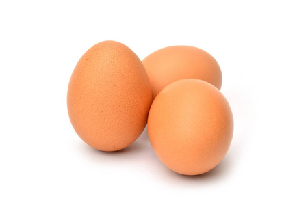 孤立在白色背景上的棕色的鸡鸡蛋