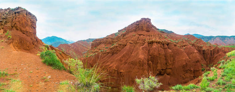 风成山，吉尔吉斯斯坦的全景图