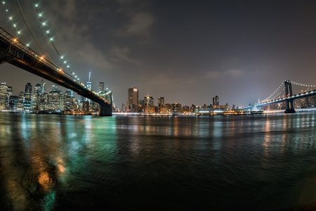 布鲁克林曼哈顿的夜景