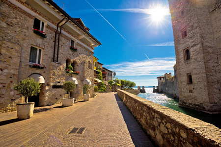 Lago di Garda 西尔米奥镇视图