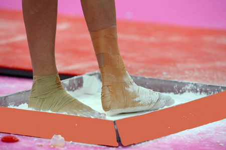 体操脚女体操运动员的脚照片