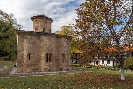 劝戒，保加利亚2016 年 10 月 9 日 神奇的中世纪劝戒修道院，保加利亚