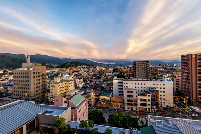 日本长野的城市扩张照片-正版商用图片0q31rs-摄图新视界
