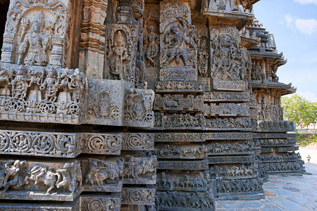华丽的墙板浮雕描绘印度教神灵, 西区, Hoysaleshwara 寺, Halebidu, 卡纳塔, 印度
