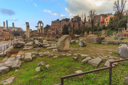令人难以置信的古罗马广场废墟