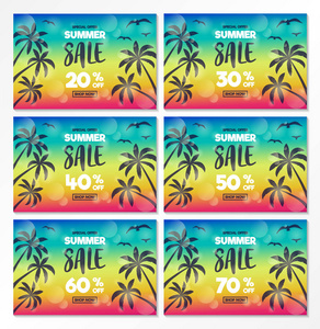 夏季销售收集五颜六色的横幅与热带棕榈。向量