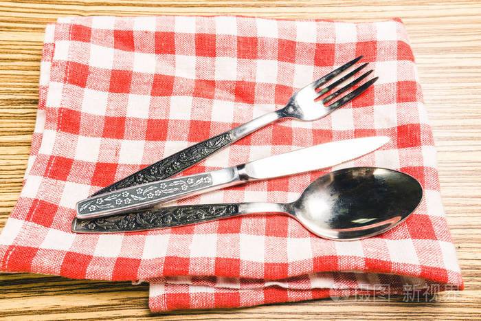 叉 勺子和刀