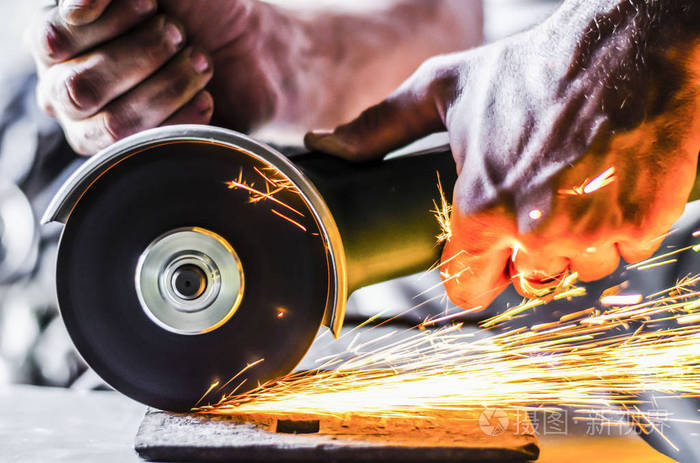 角向磨光机的火花