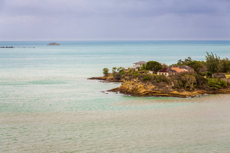 加勒比安提瓜和 Barbudas 山谷教堂海滩全景图