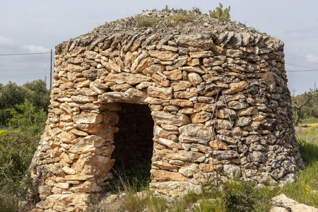景观与用于农业建设。Stonecraft Barraca de 温雅或 caseta de 对白礁塞卡。典型的地中海农村结构。