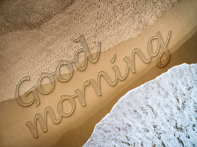 早上好，写在沙滩上