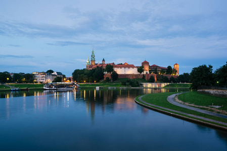 瓦维尔皇家城堡和大教堂教堂在克拉科夫, 波兰。瓦维尔皇家城堡是一个科教文组织世界遗产