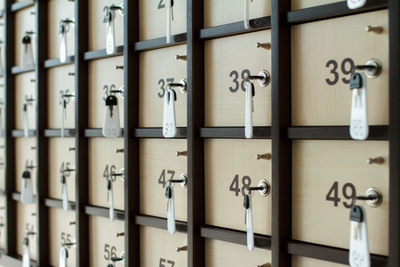 细胞与键的行李寄存处照片