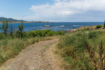 保加利亚布尔地区 Ahtopol 镇海岸线和海滩全景