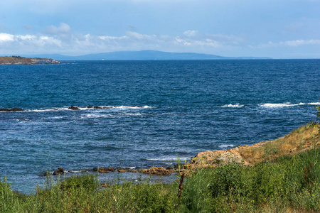 保加利亚布尔地区 Ahtopol 镇海岸线和海滩全景